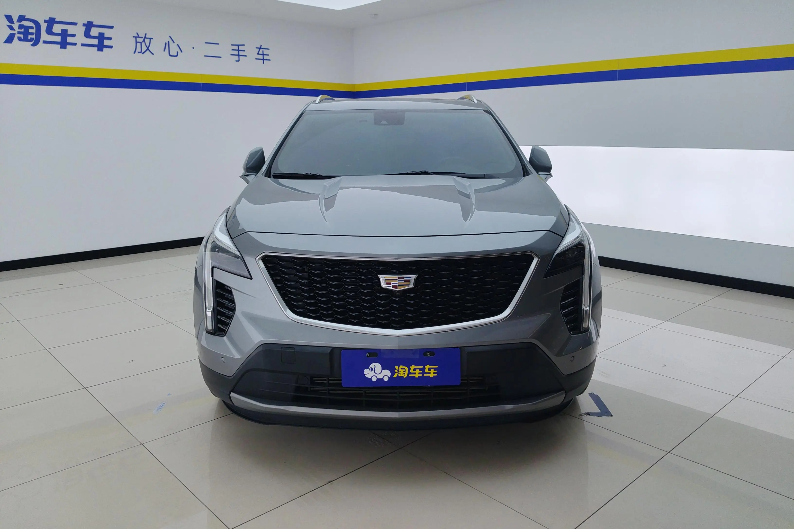 Cadillac XT4  из Китая
