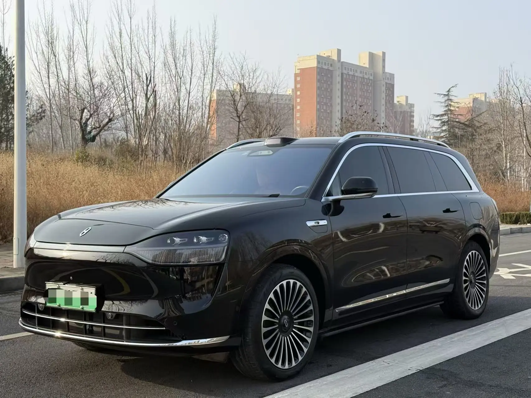 AITO M9 (Wenjie M9)  из Китая