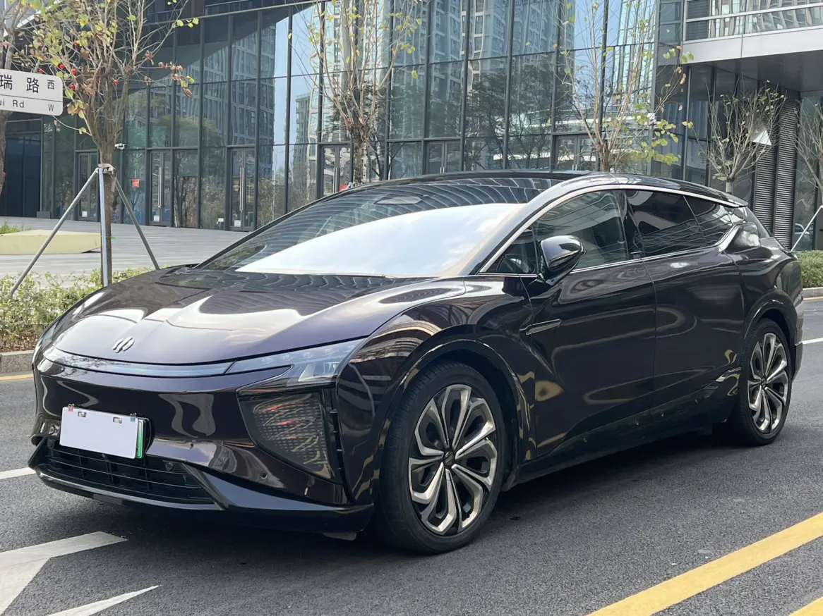 HiPhi X  из Китая