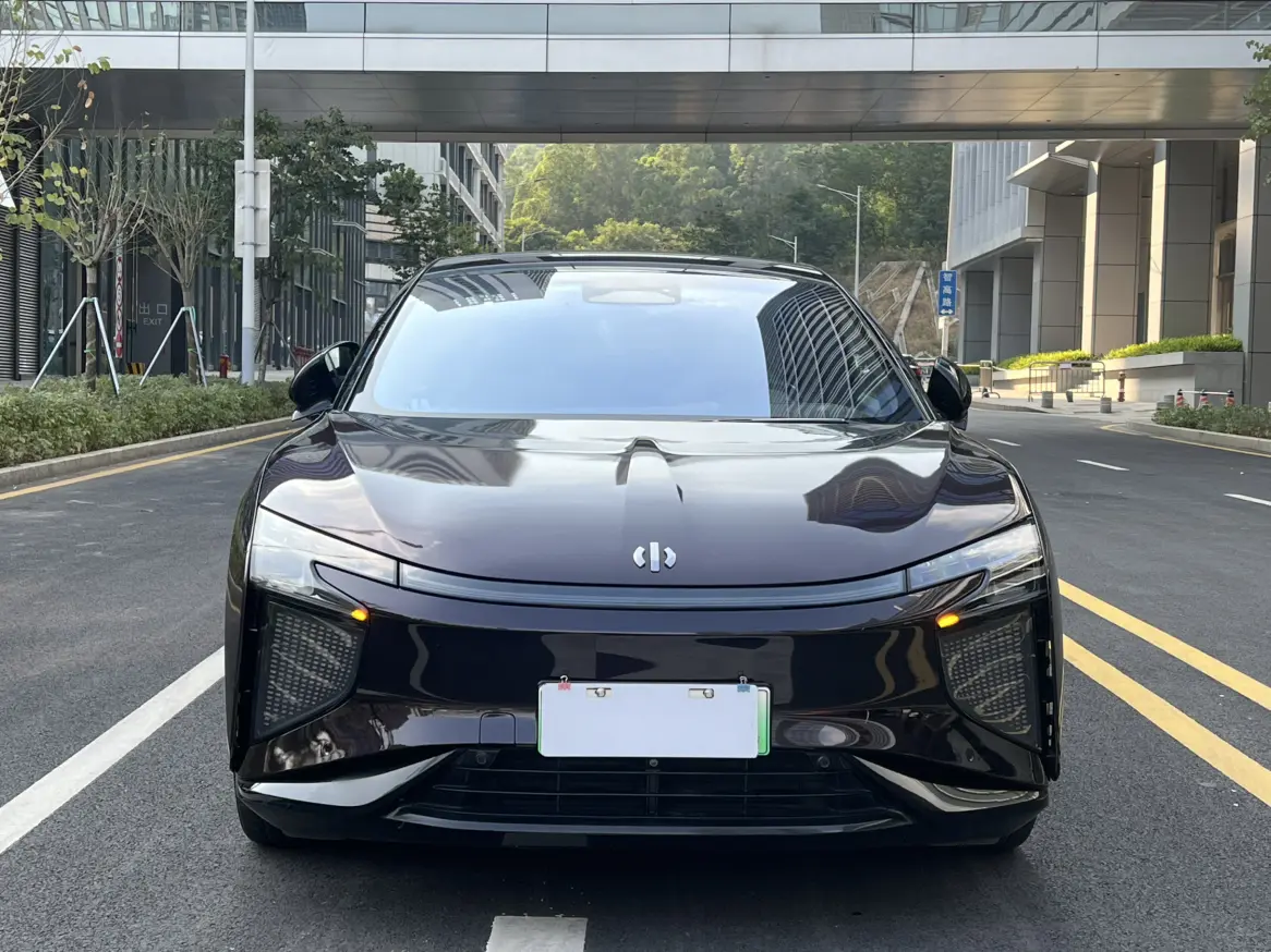 HiPhi X  из Китая