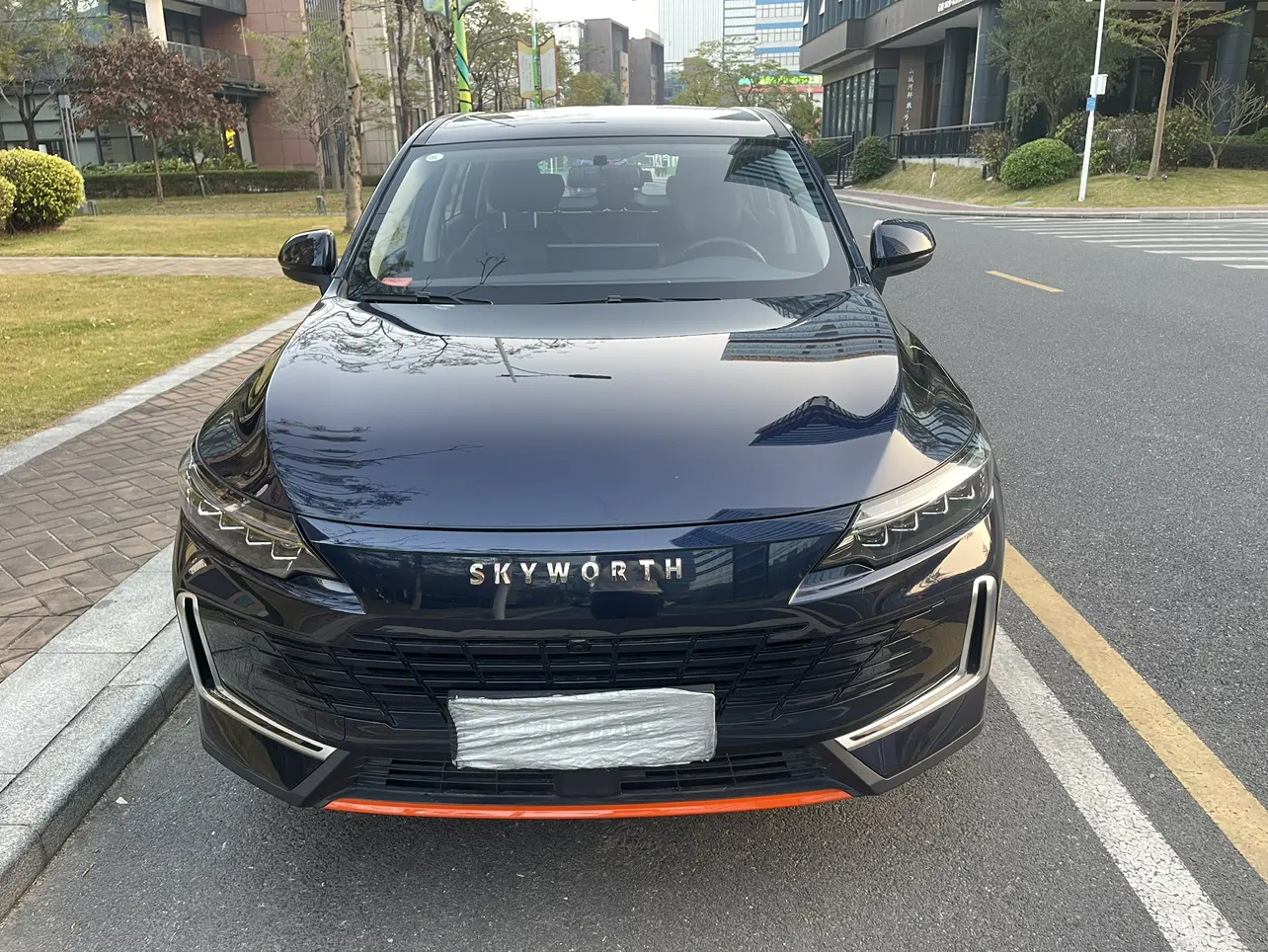 Skywell Skyworth HT-i  из Китая