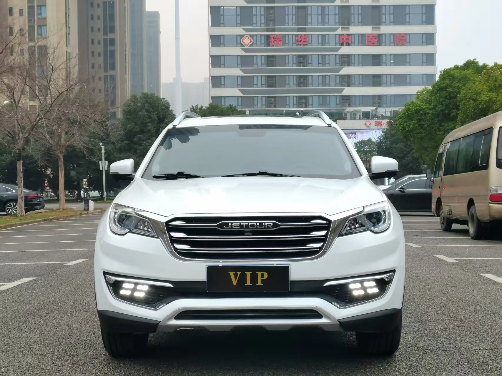 Jetour Jietu X70  из Китая