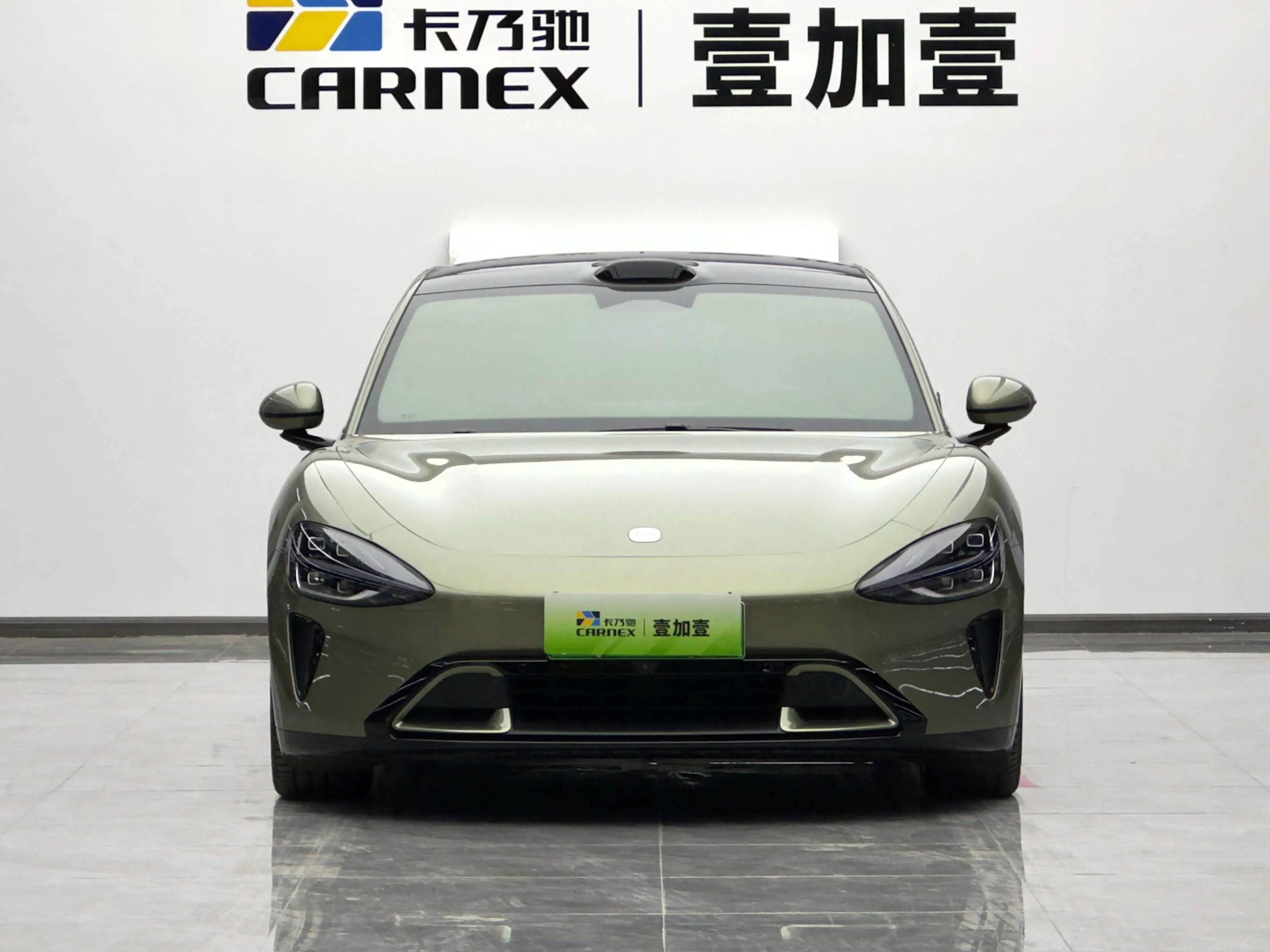 Xiaomi car Xiaomi SU7  из Китая