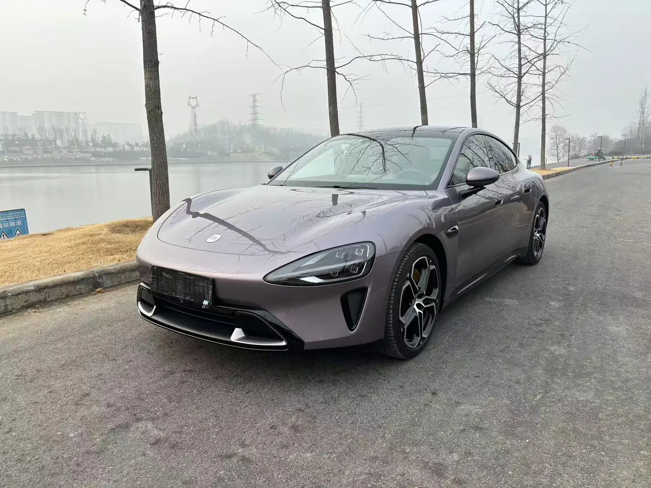 Xiaomi car Xiaomi SU7  из Китая