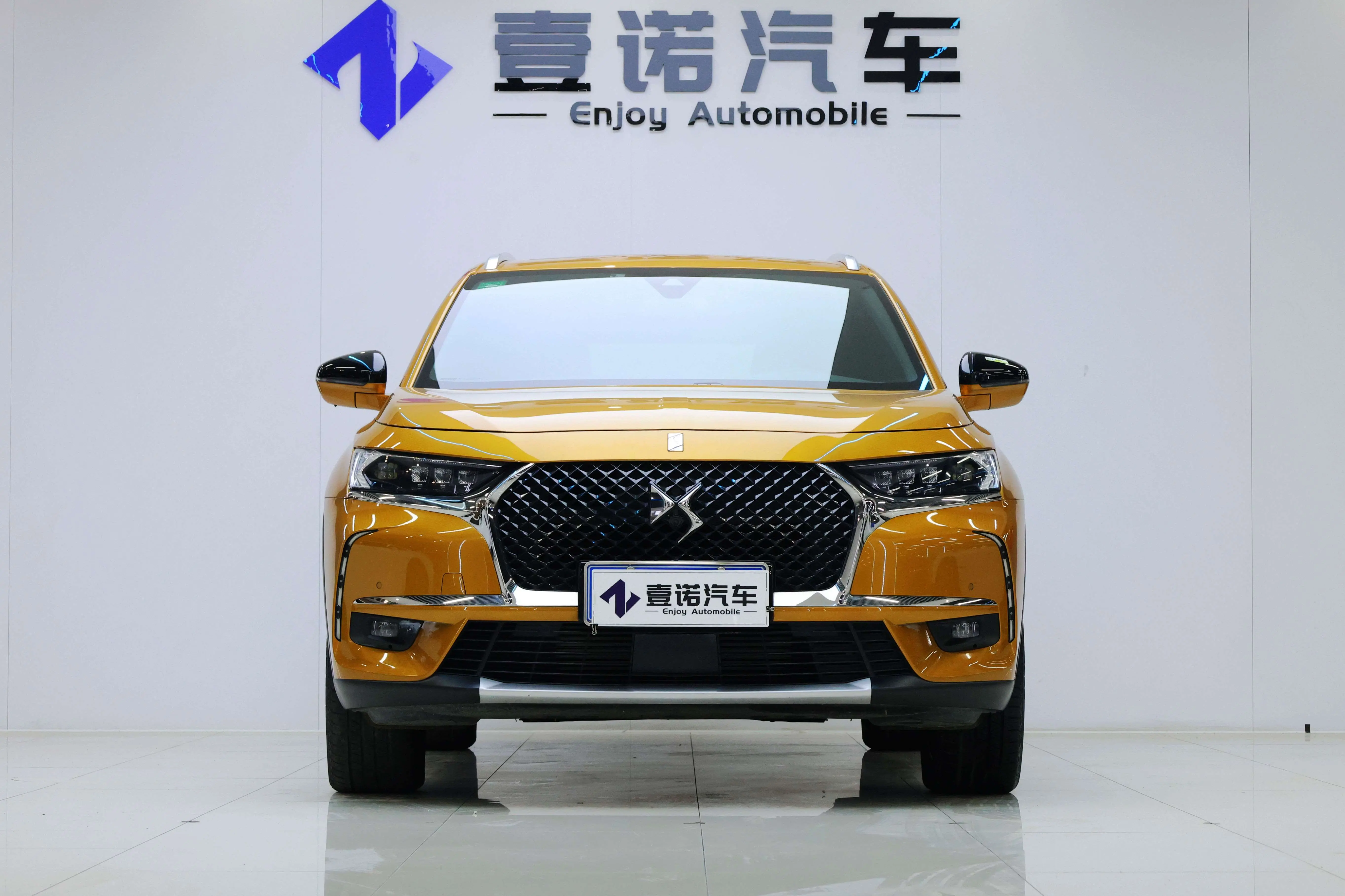 DS 7  из Китая