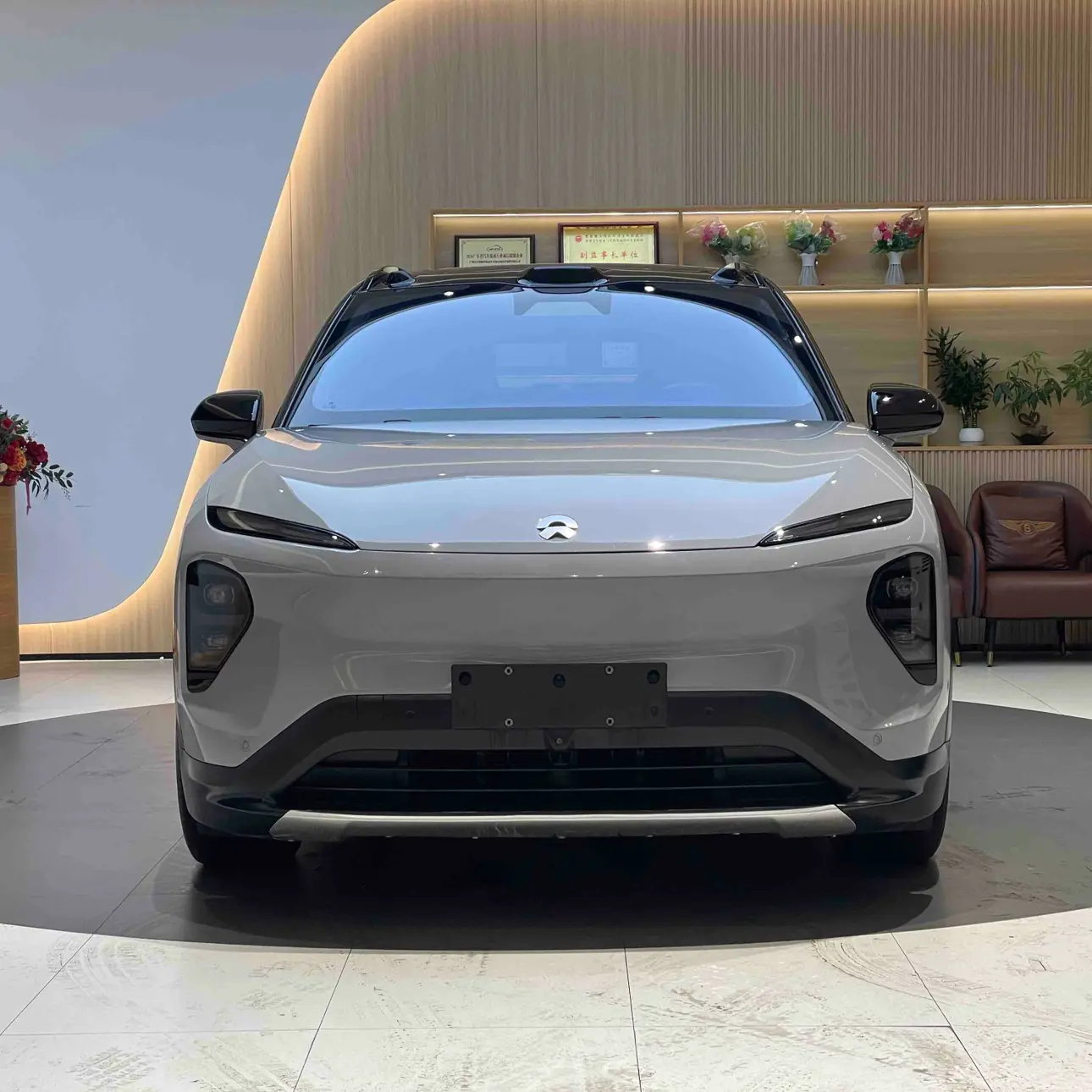NIO ES7  из Китая