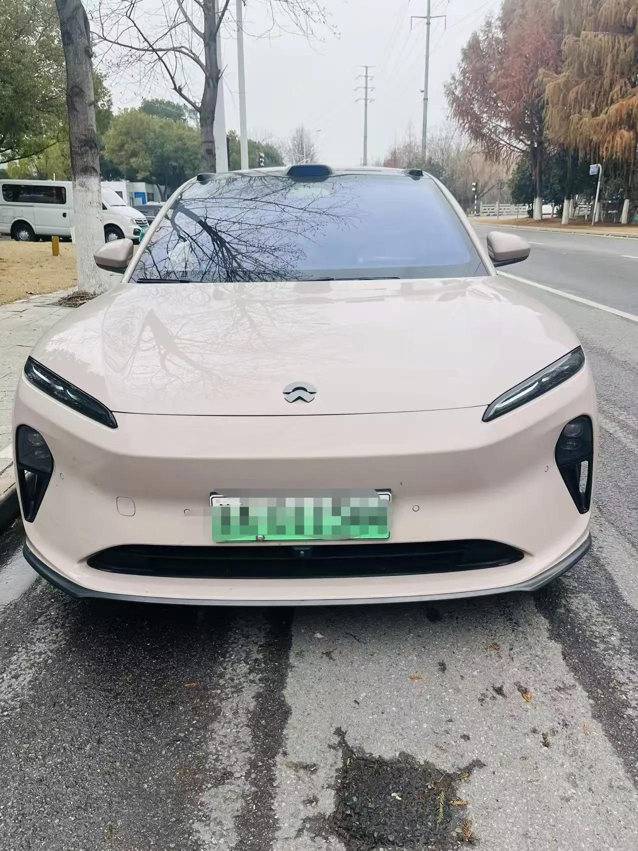 NIO ET5  из Китая