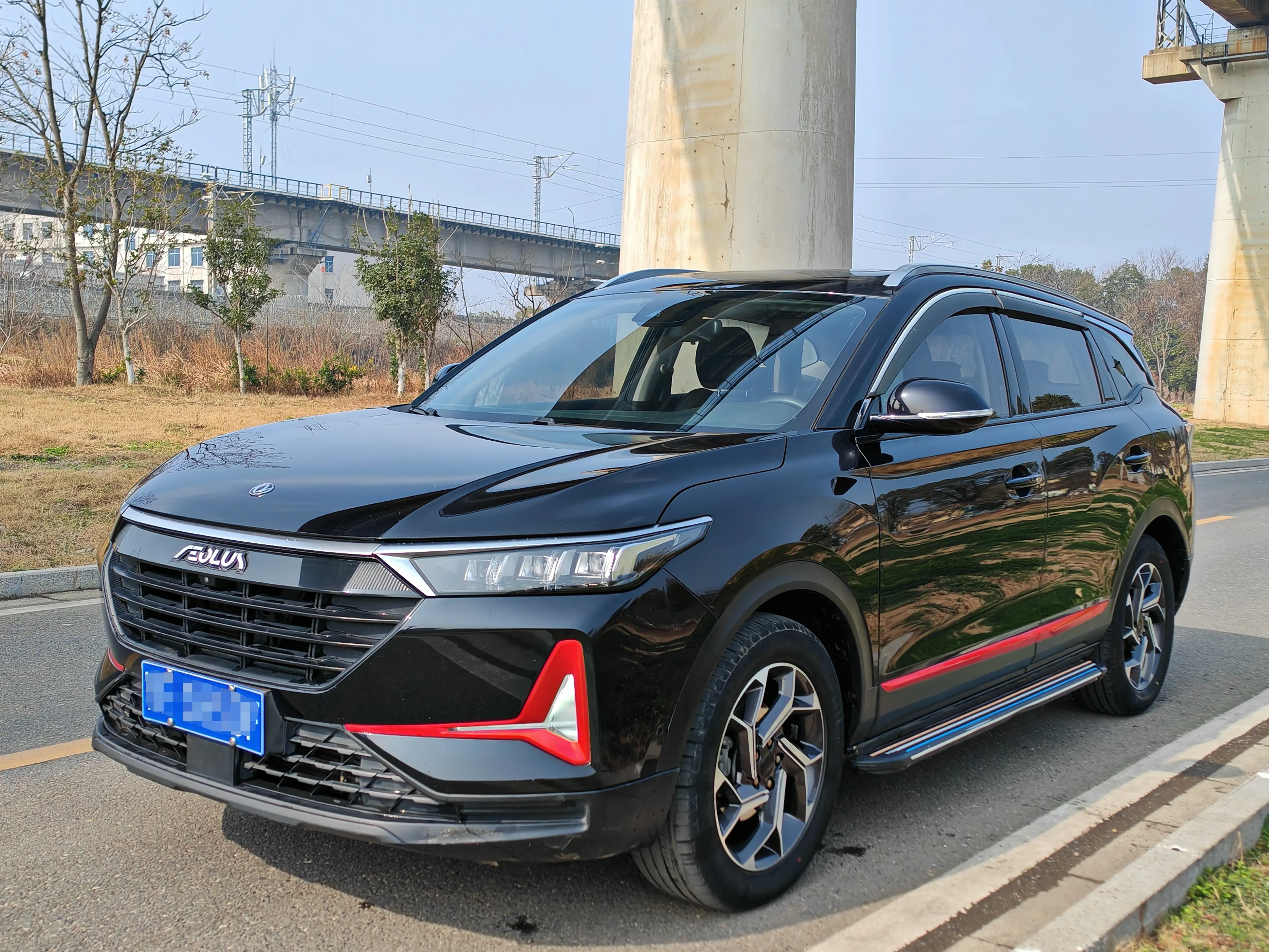 Dongfeng Fengshen AX7  из Китая