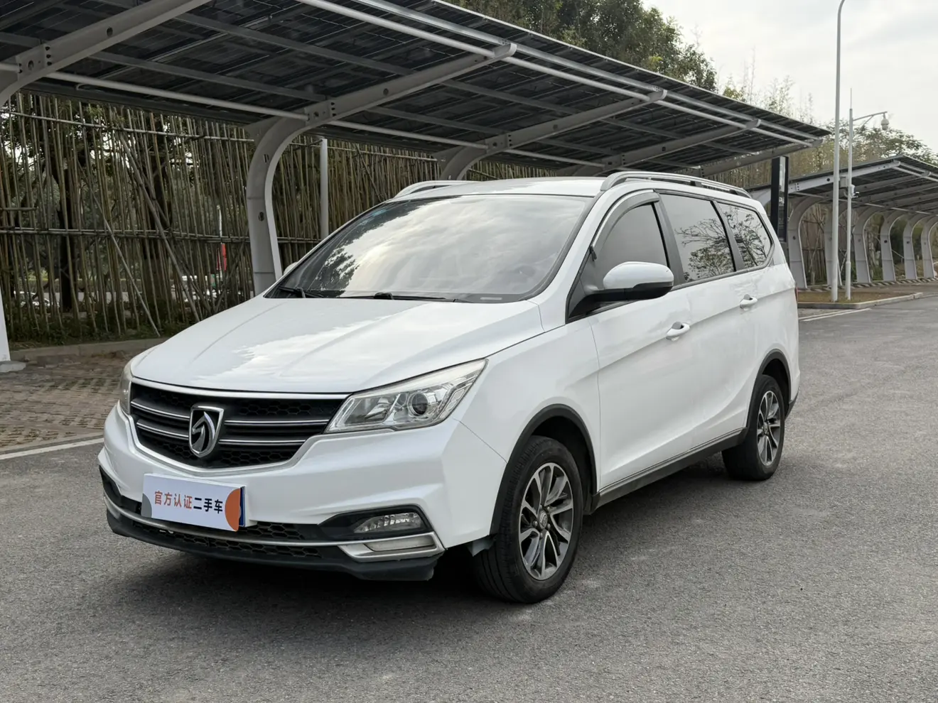 Baojun 730  из Китая