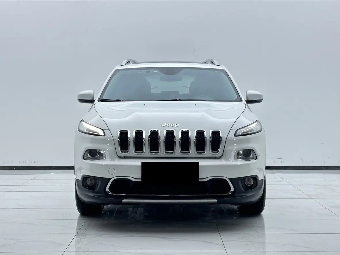 Jeep Cherokee  из Китая