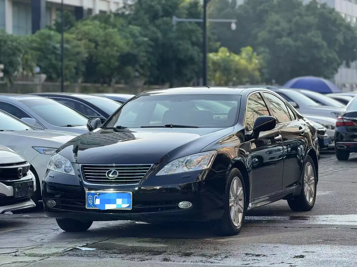 Lexus ES  из Китая