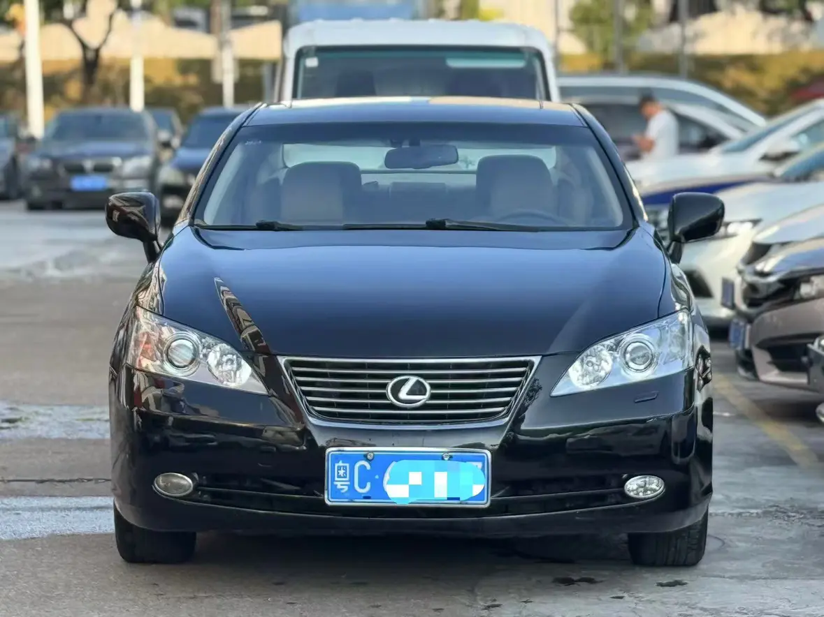Lexus ES  из Китая