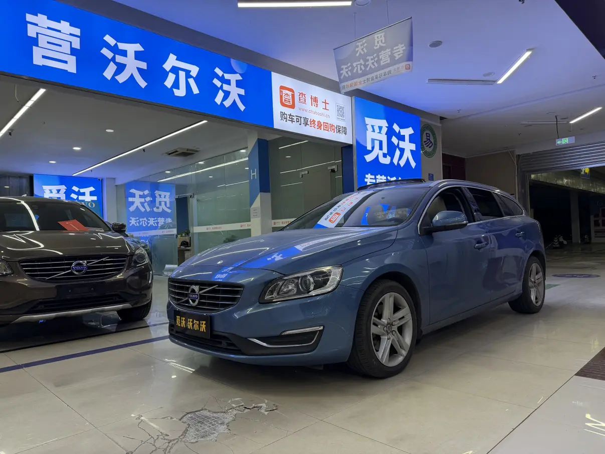 Volvo V60  из Китая