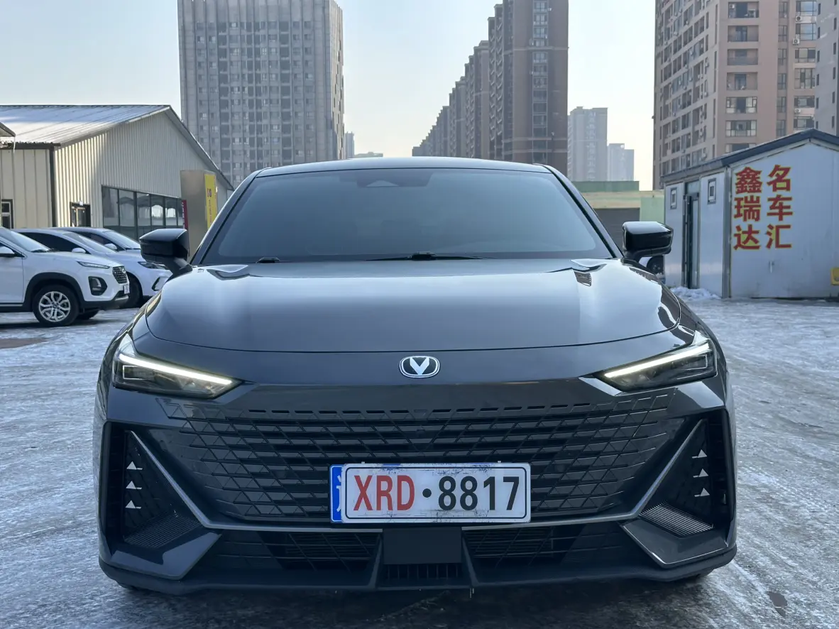 Changan UNI-V  из Китая