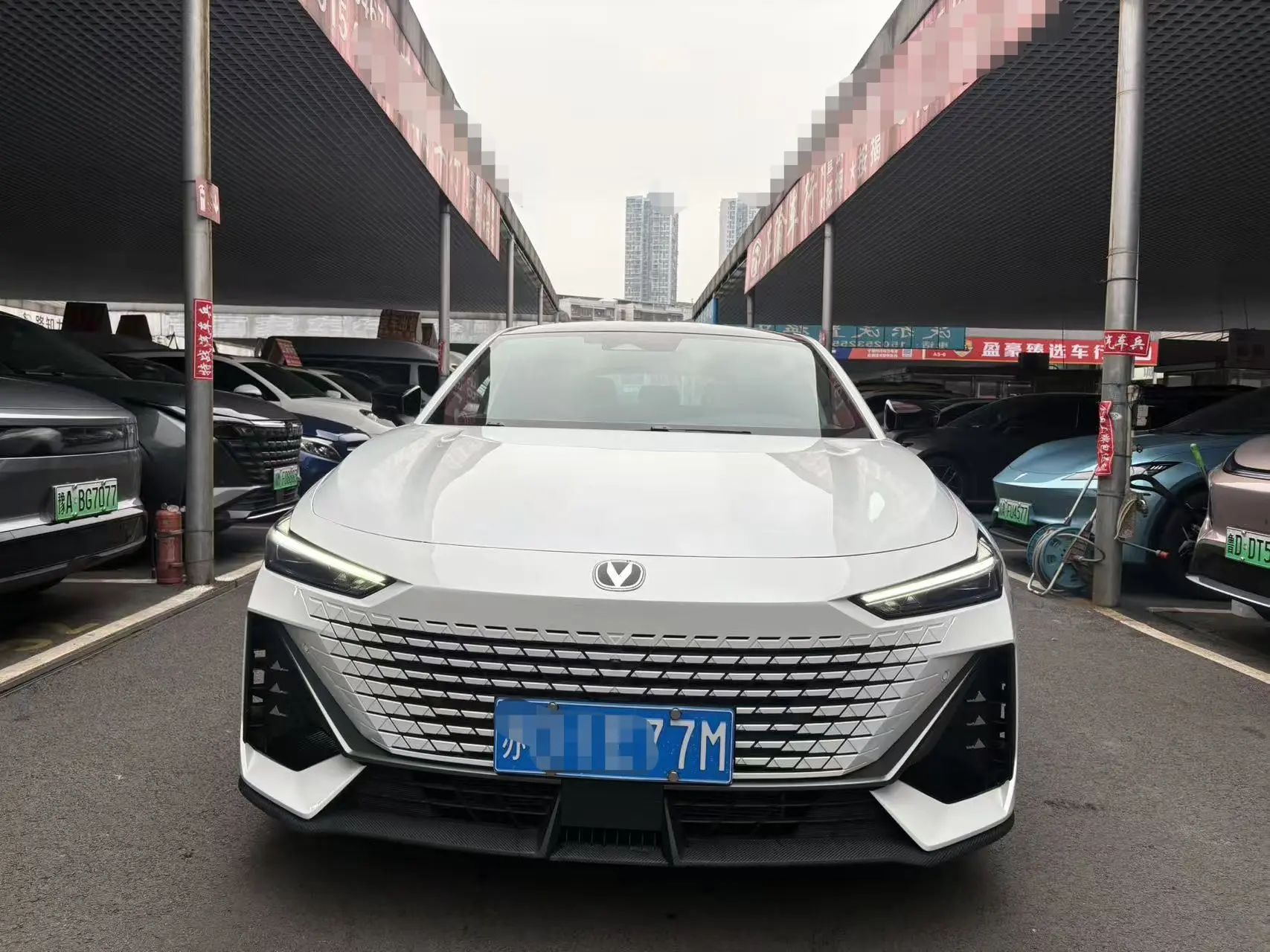 Changan UNI-V  из Китая