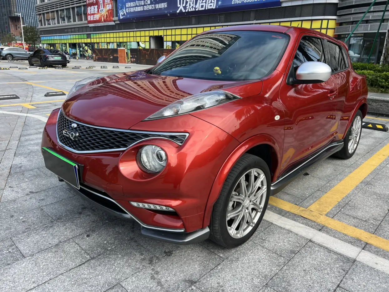 Infiniti ESQ  из Китая