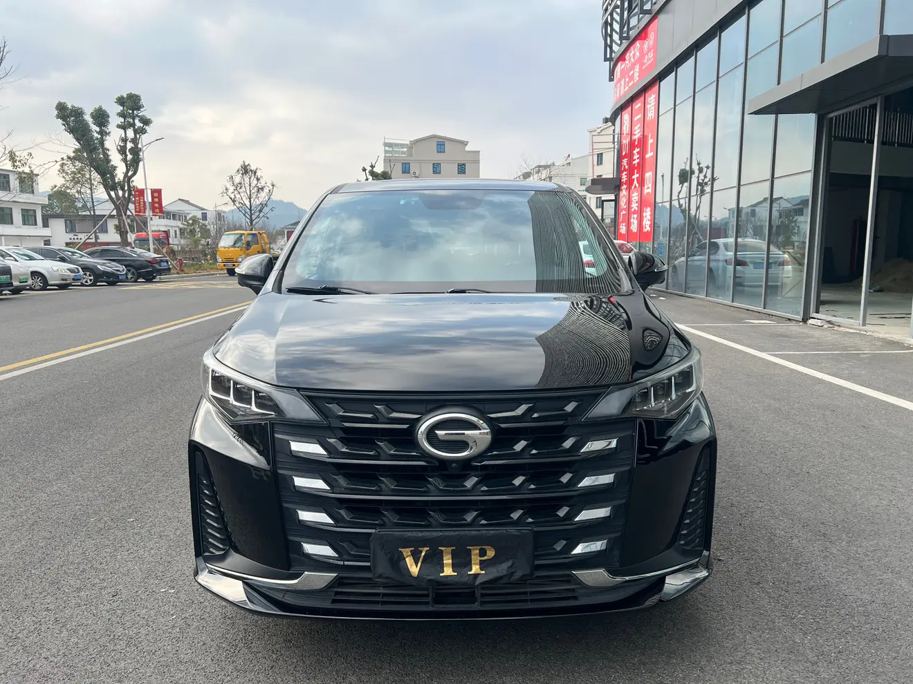 GAC Trumpchi M6  из Китая