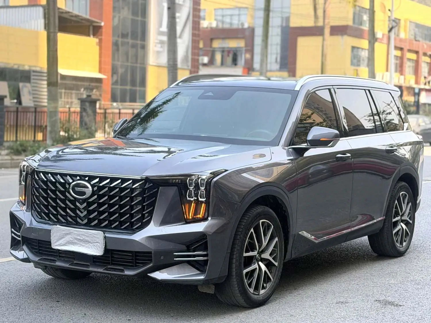 GAC Trumpchi GS8  из Китая