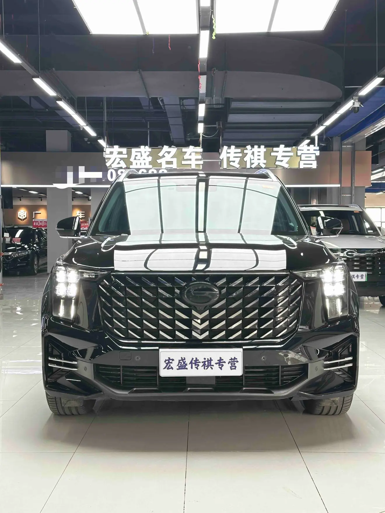 GAC Trumpchi GS8  из Китая