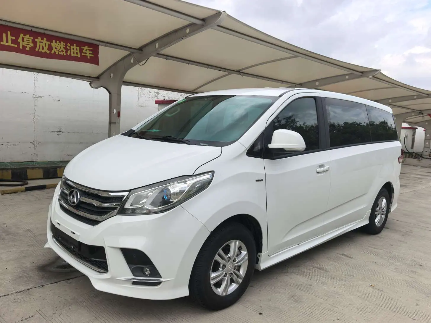 Datong Maxus G10  из Китая