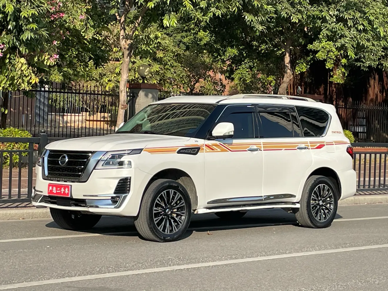 Nissan Patrol  из Китая