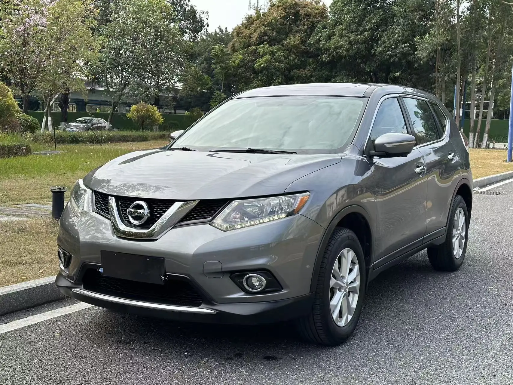 Nissan X-Trail (Qijun)  из Китая