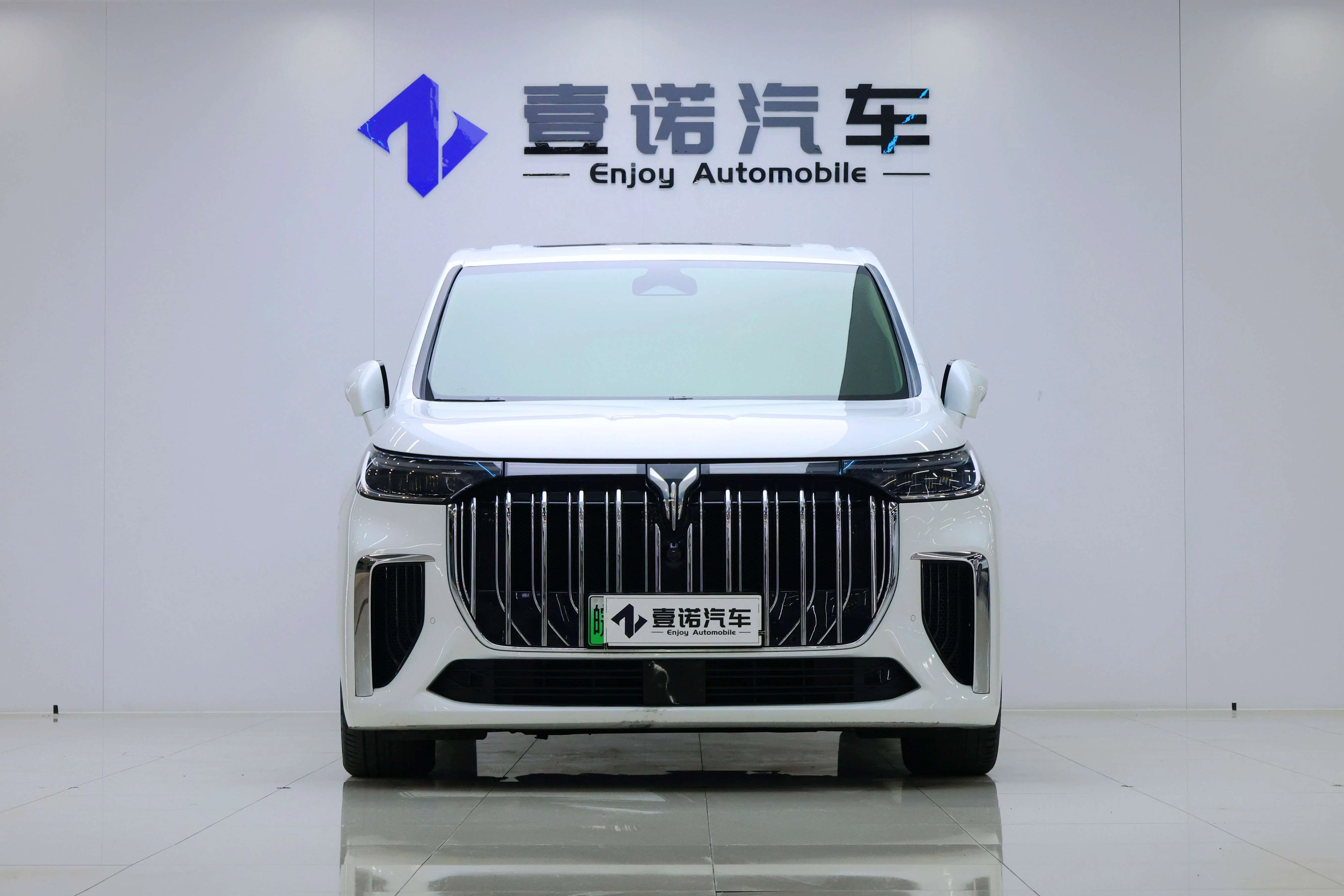 Voyah Lantu Dreamer PHEV  из Китая