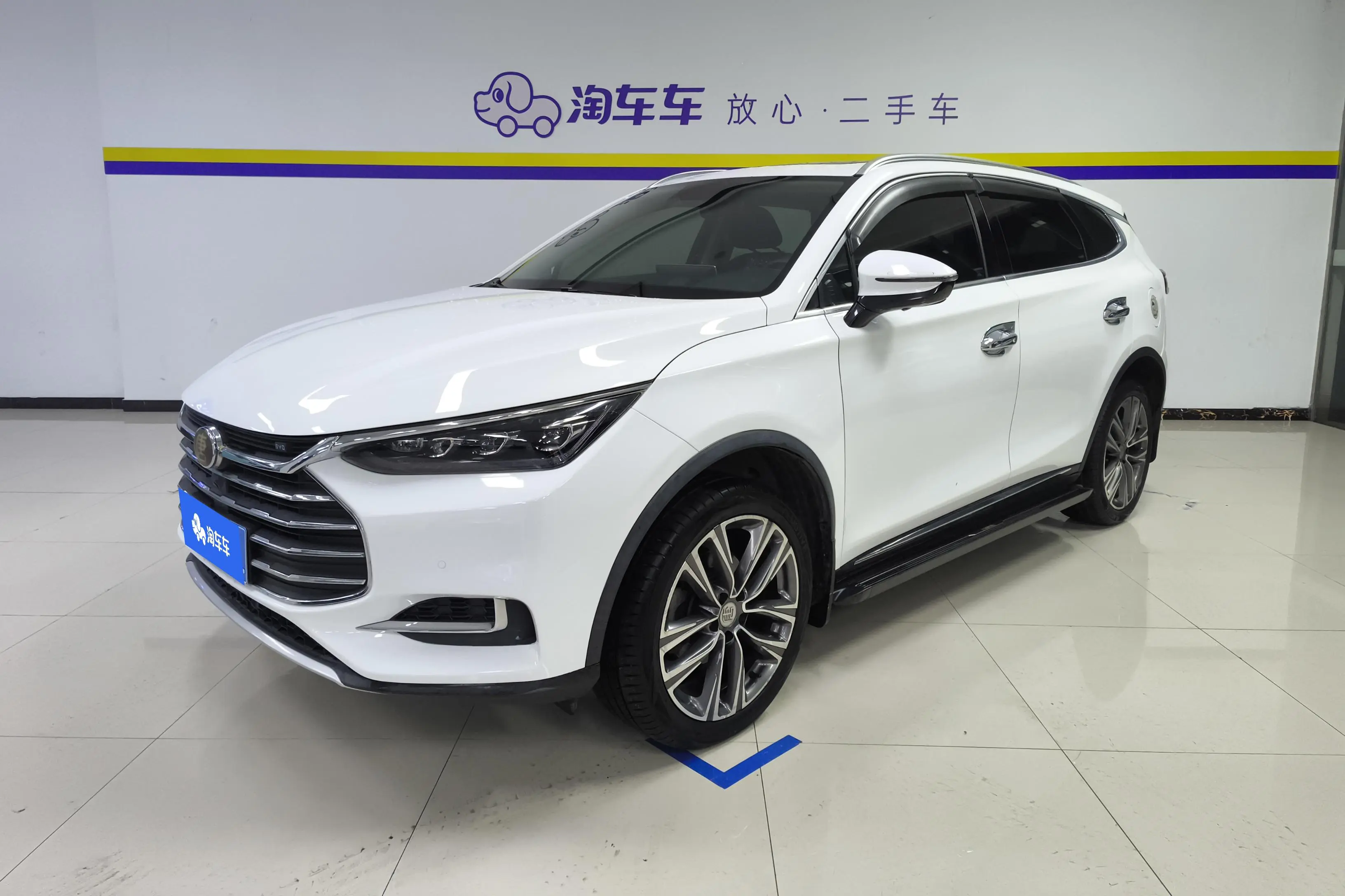 BYD Tang  из Китая