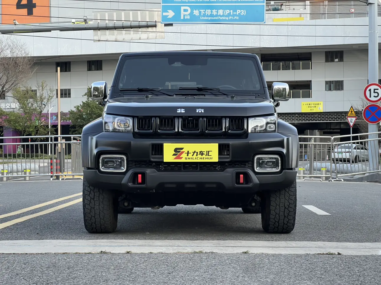 BAIC Beijing Off-road BJ40  из Китая
