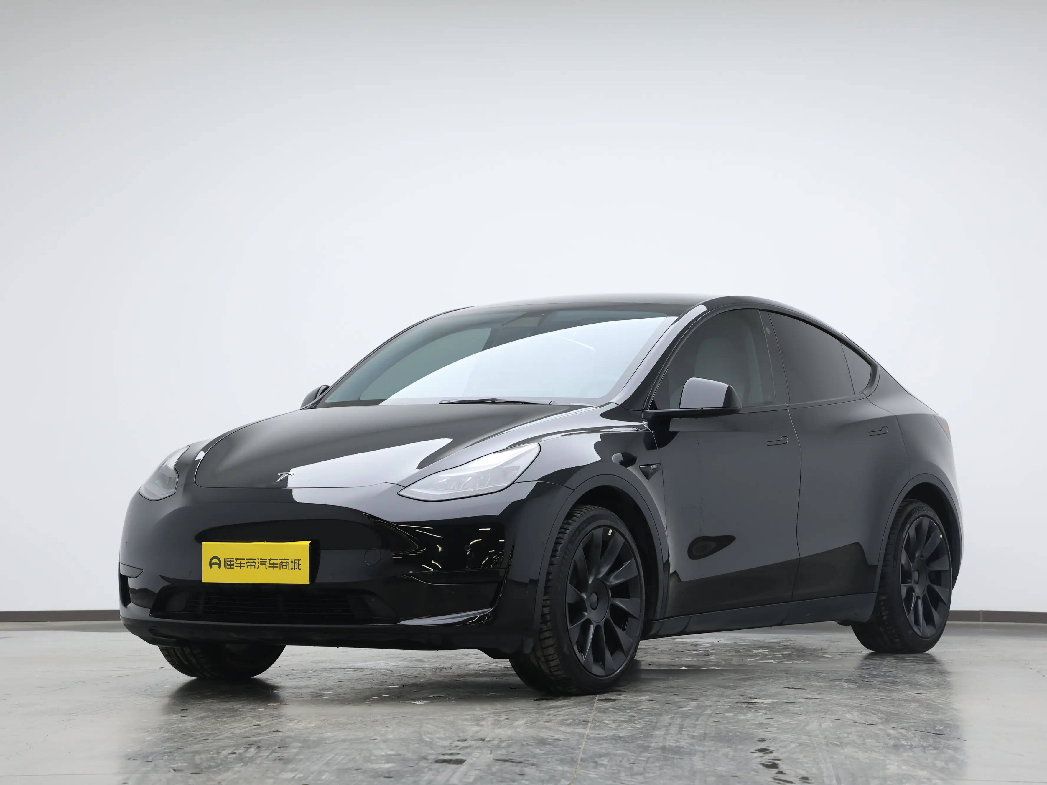 Tesla Model Y  из Китая
