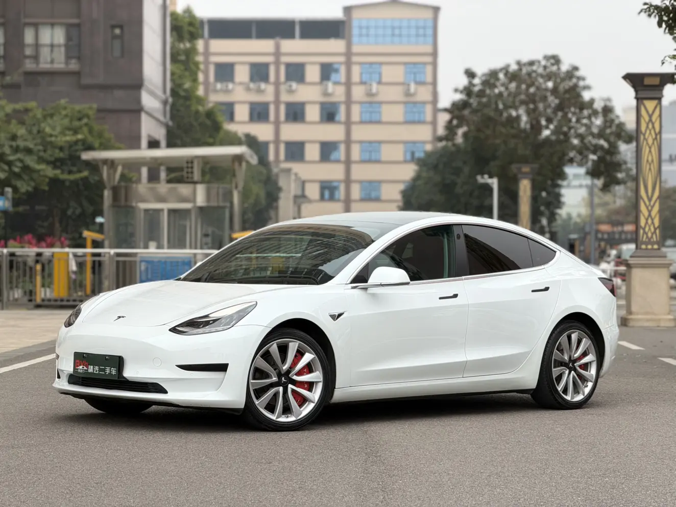 Tesla Model 3  из Китая