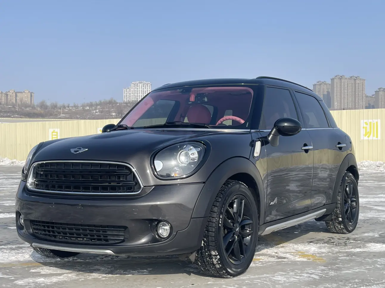 MINI COUNTRYMAN