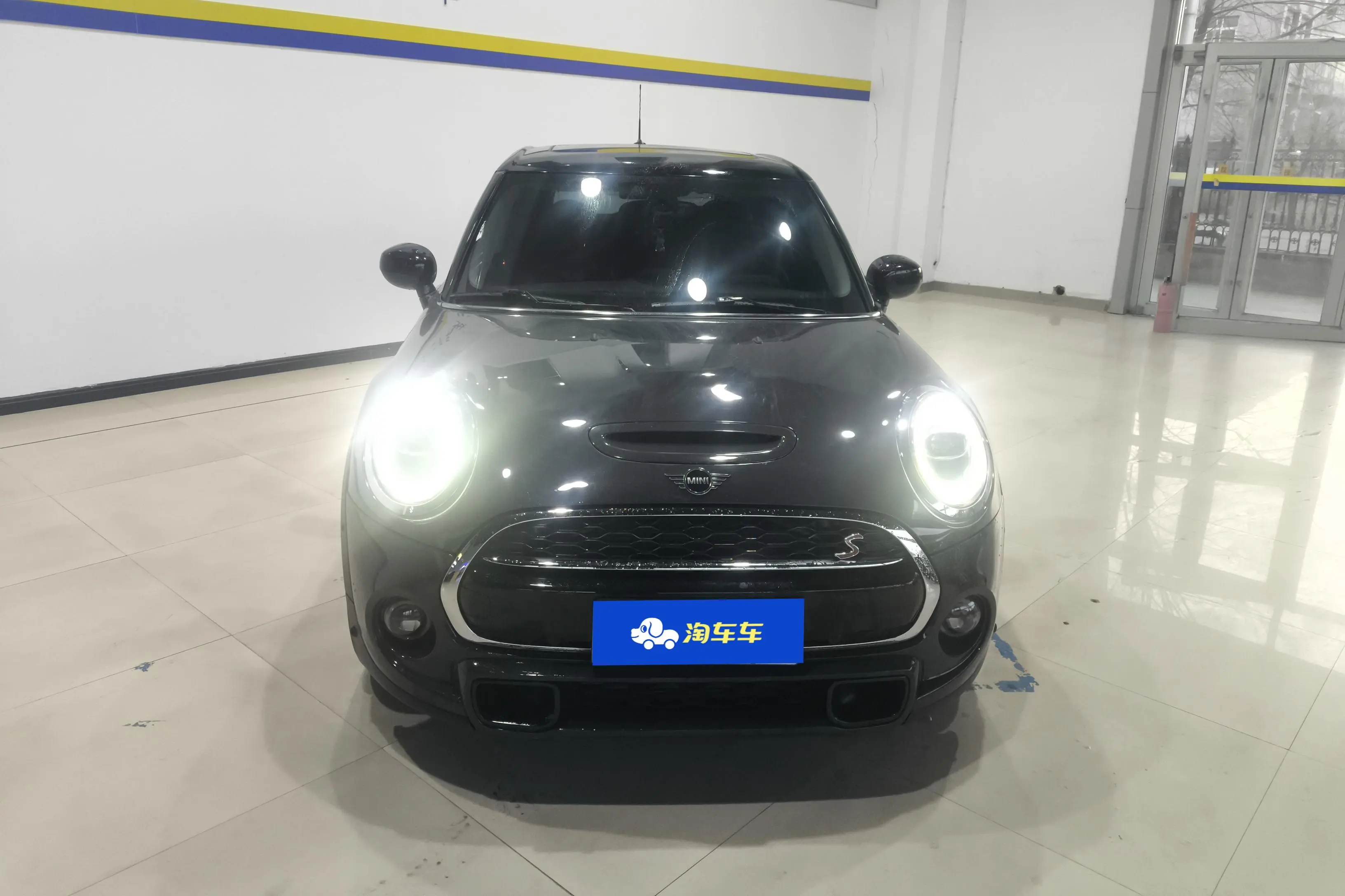 MINI 