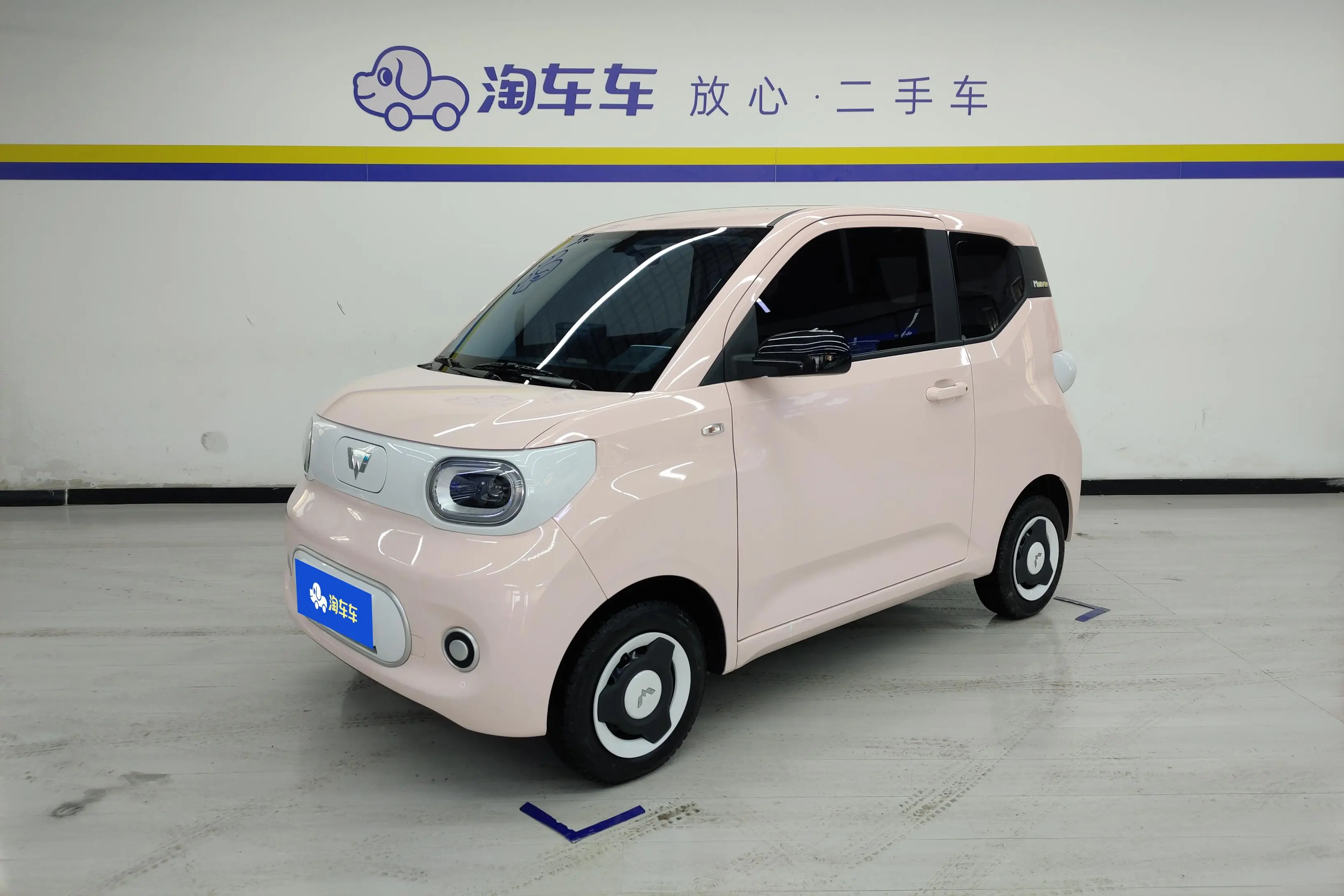 Wuling Hongguang MINIEV  из Китая