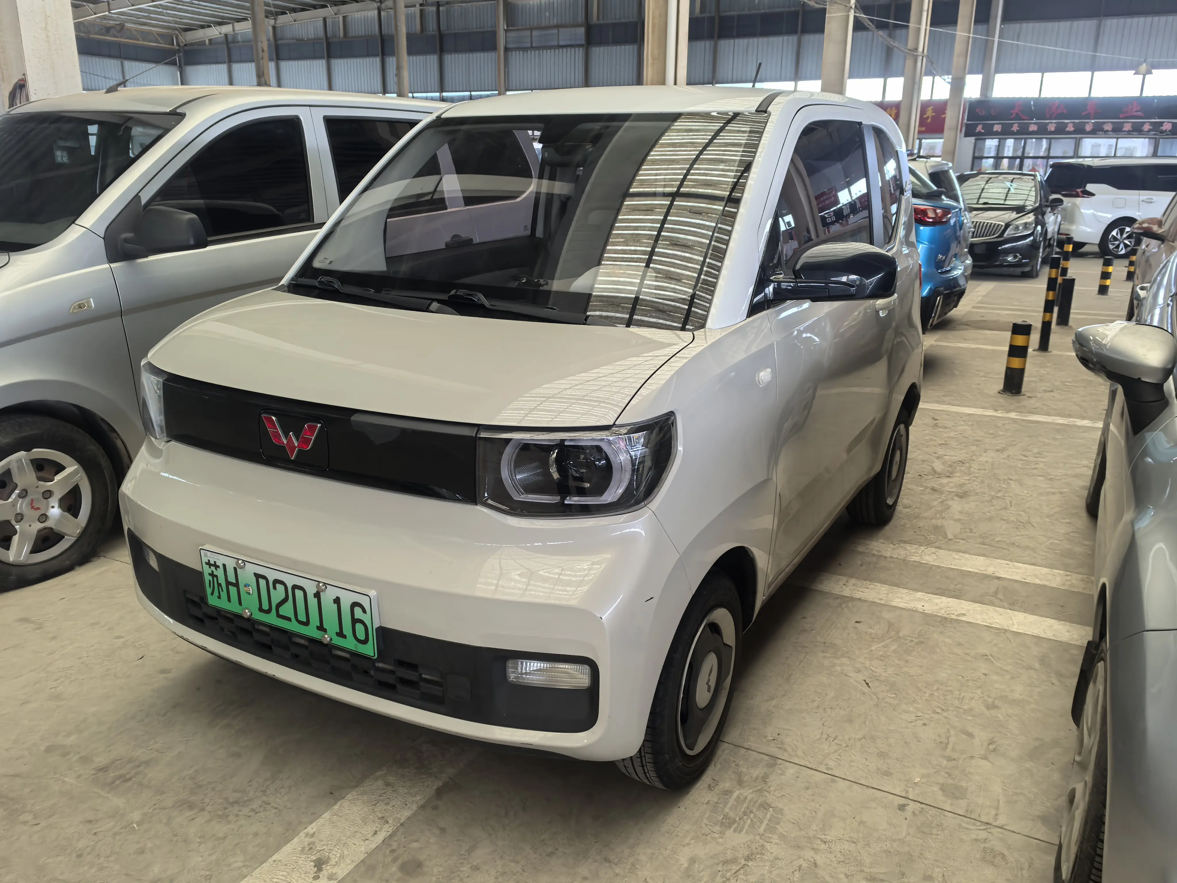 Wuling Hongguang MINIEV  из Китая