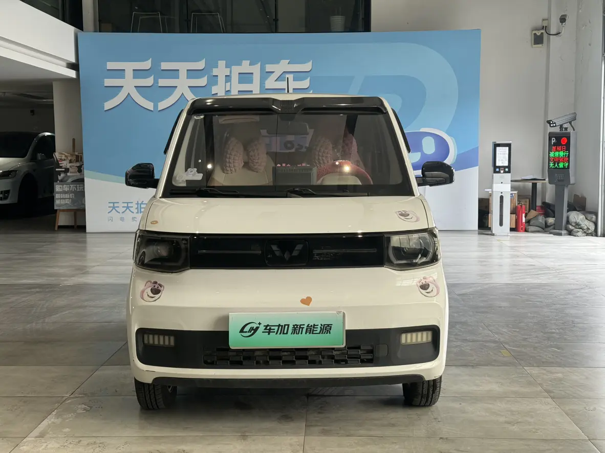 Wuling Hongguang MINIEV  из Китая