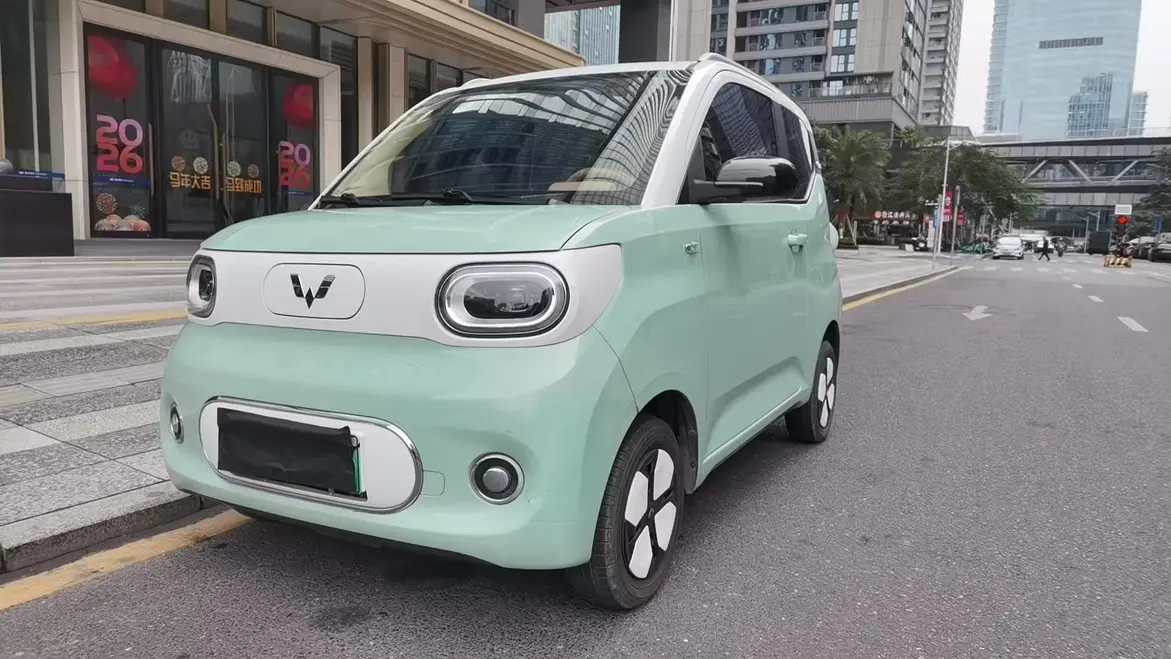 Wuling Hongguang MINIEV  из Китая