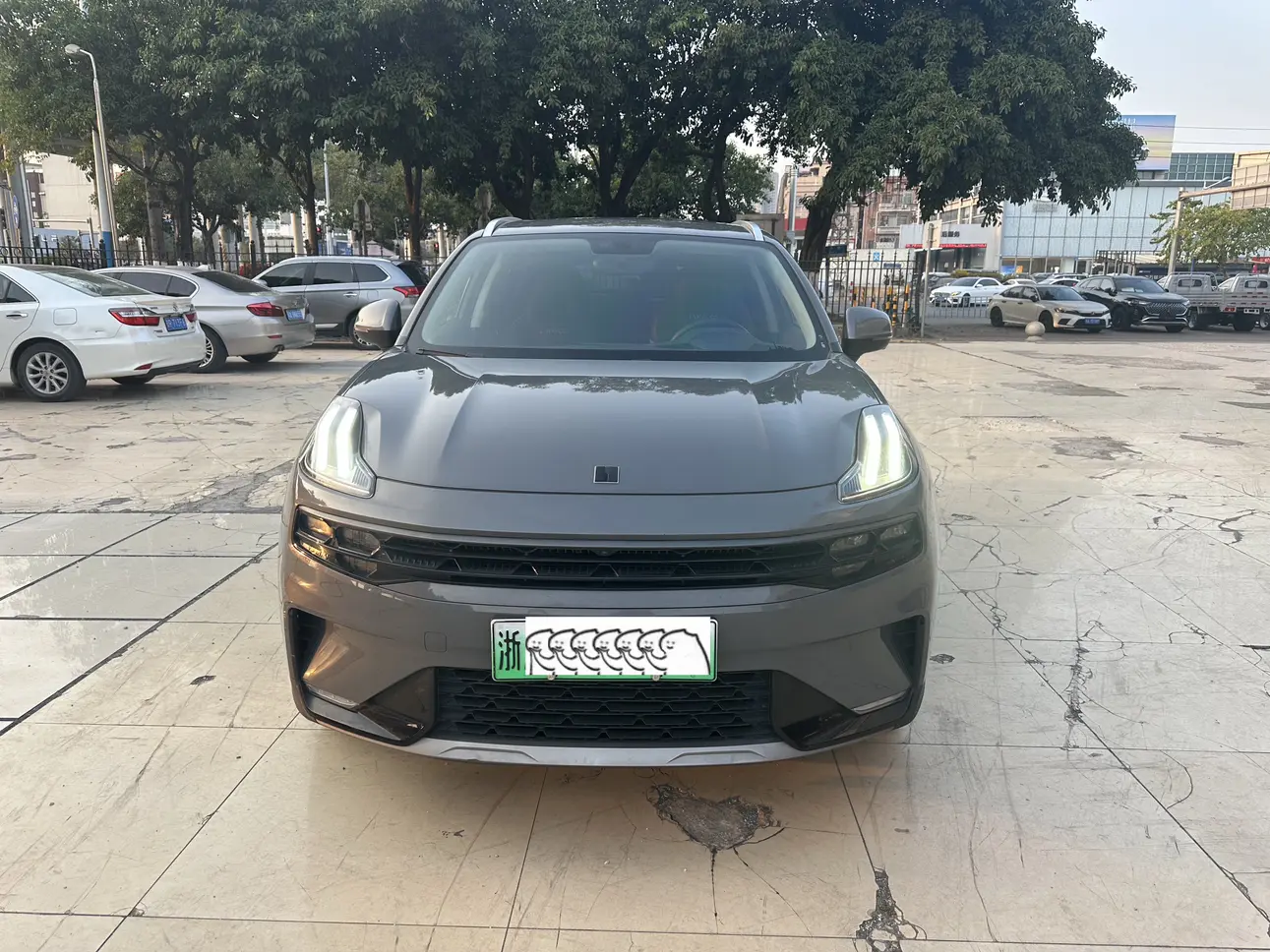 Lynk & Co 06 EM-P  из Китая