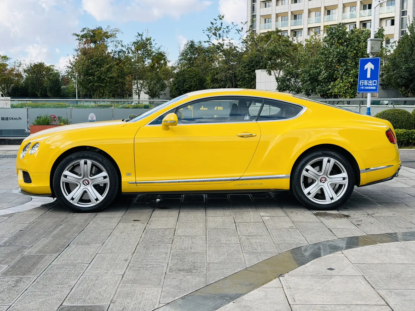 Bentley Continental