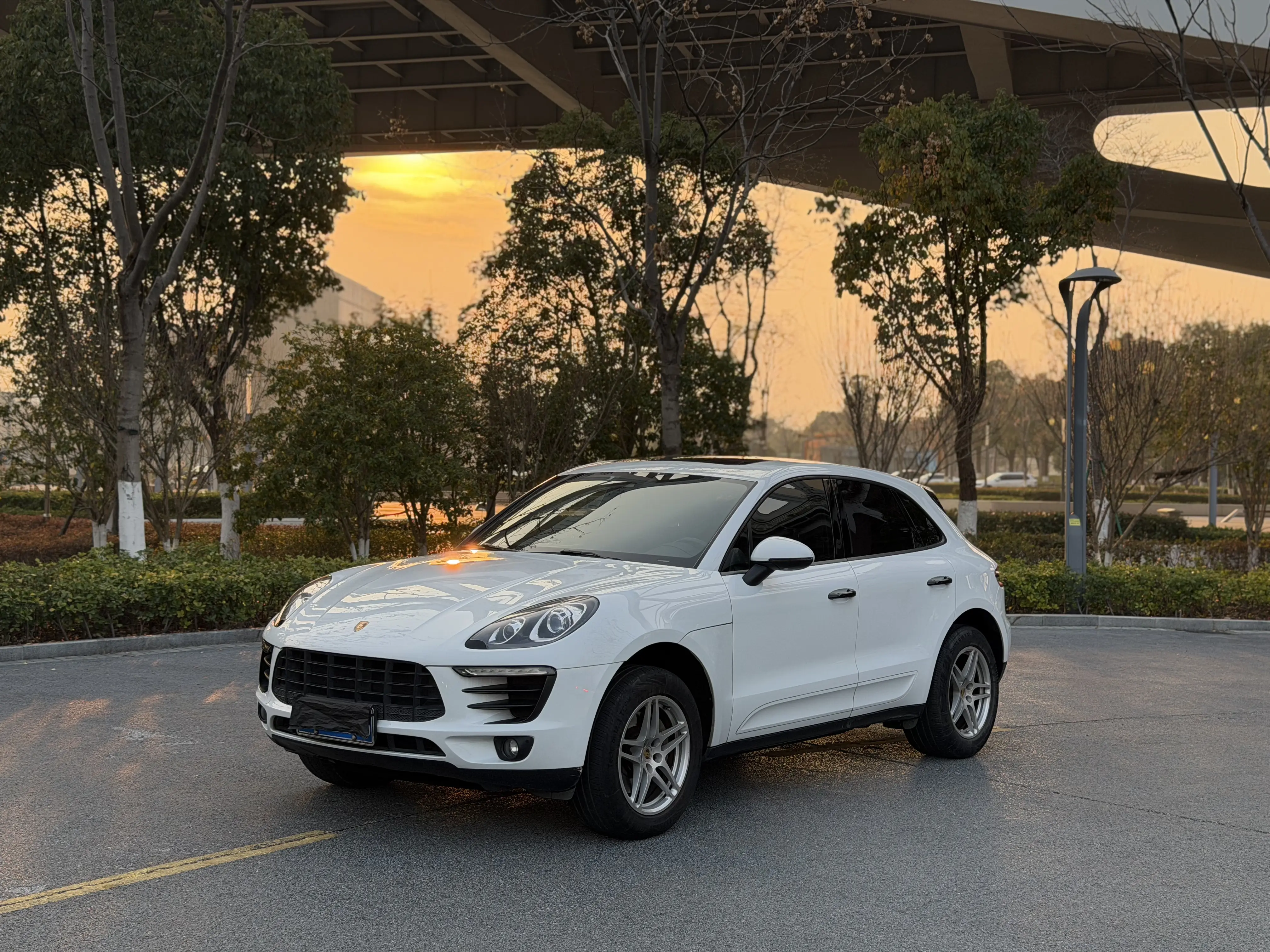 Porsche Macan  из Китая