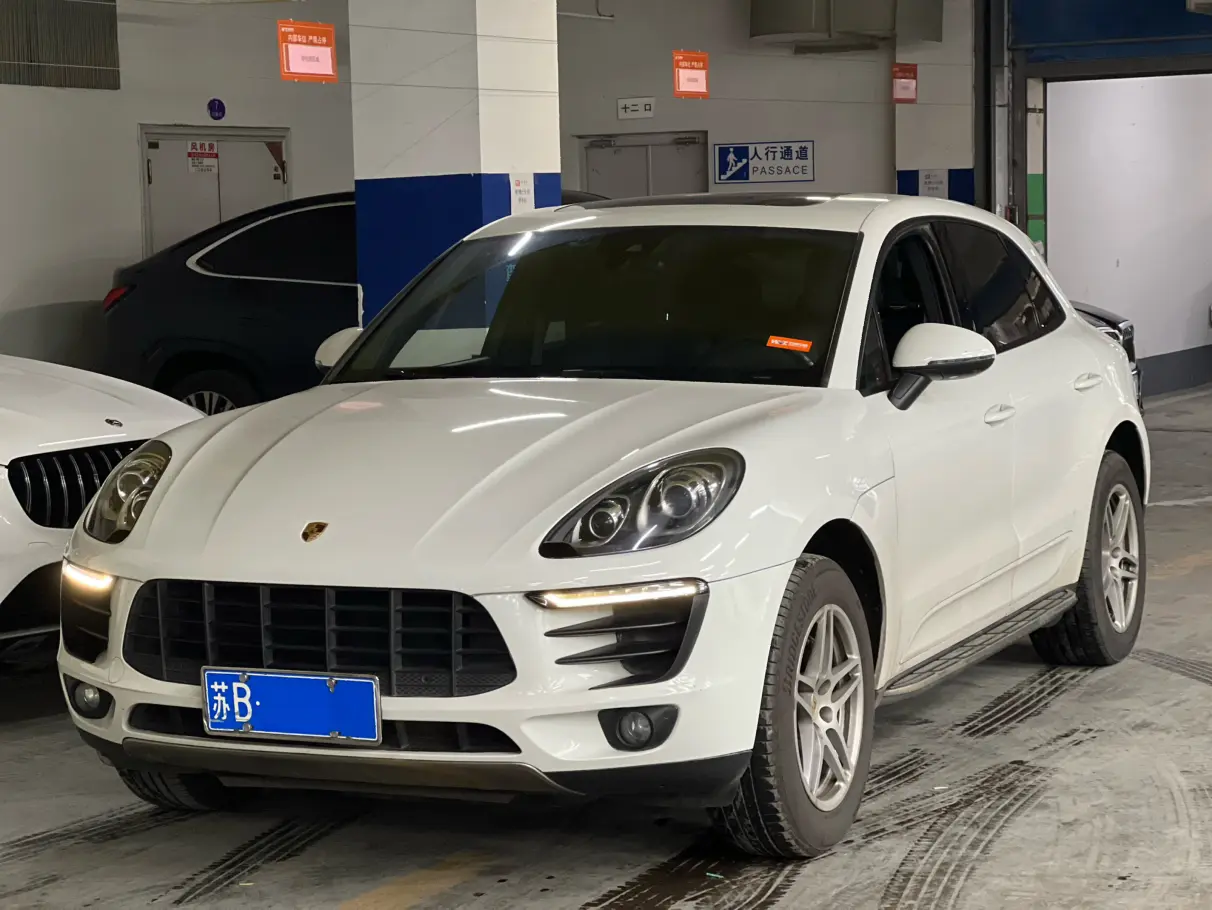 Porsche Macan  из Китая