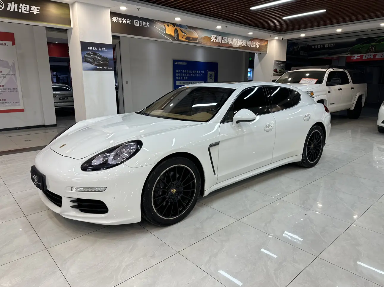 Porsche Panamera  из Китая