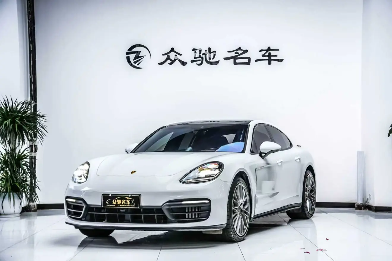 Porsche Panamera  из Китая