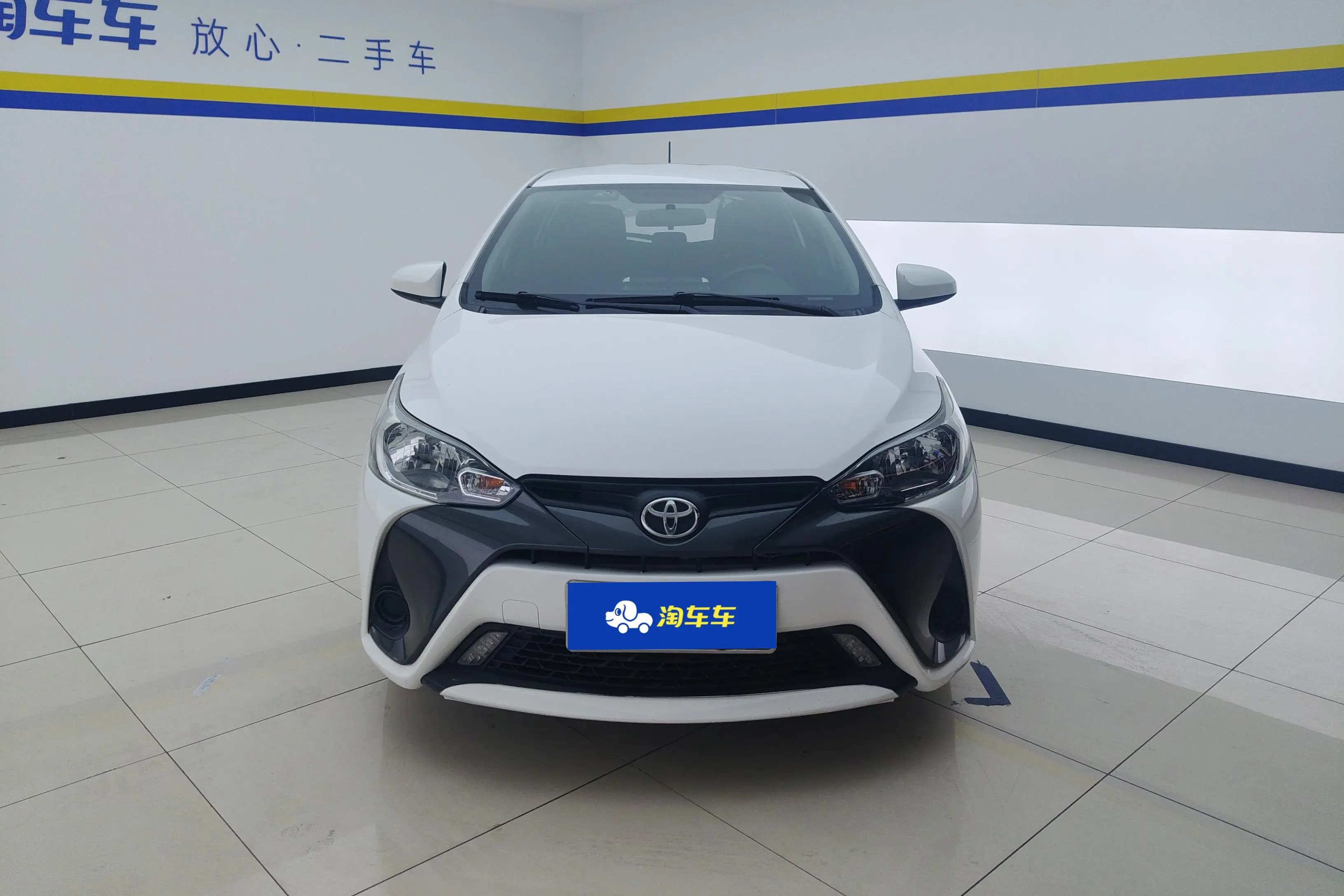 Toyota Yaris L  из Китая