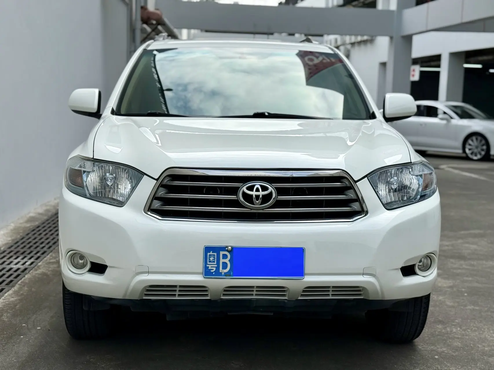 Toyota Highlander  из Китая