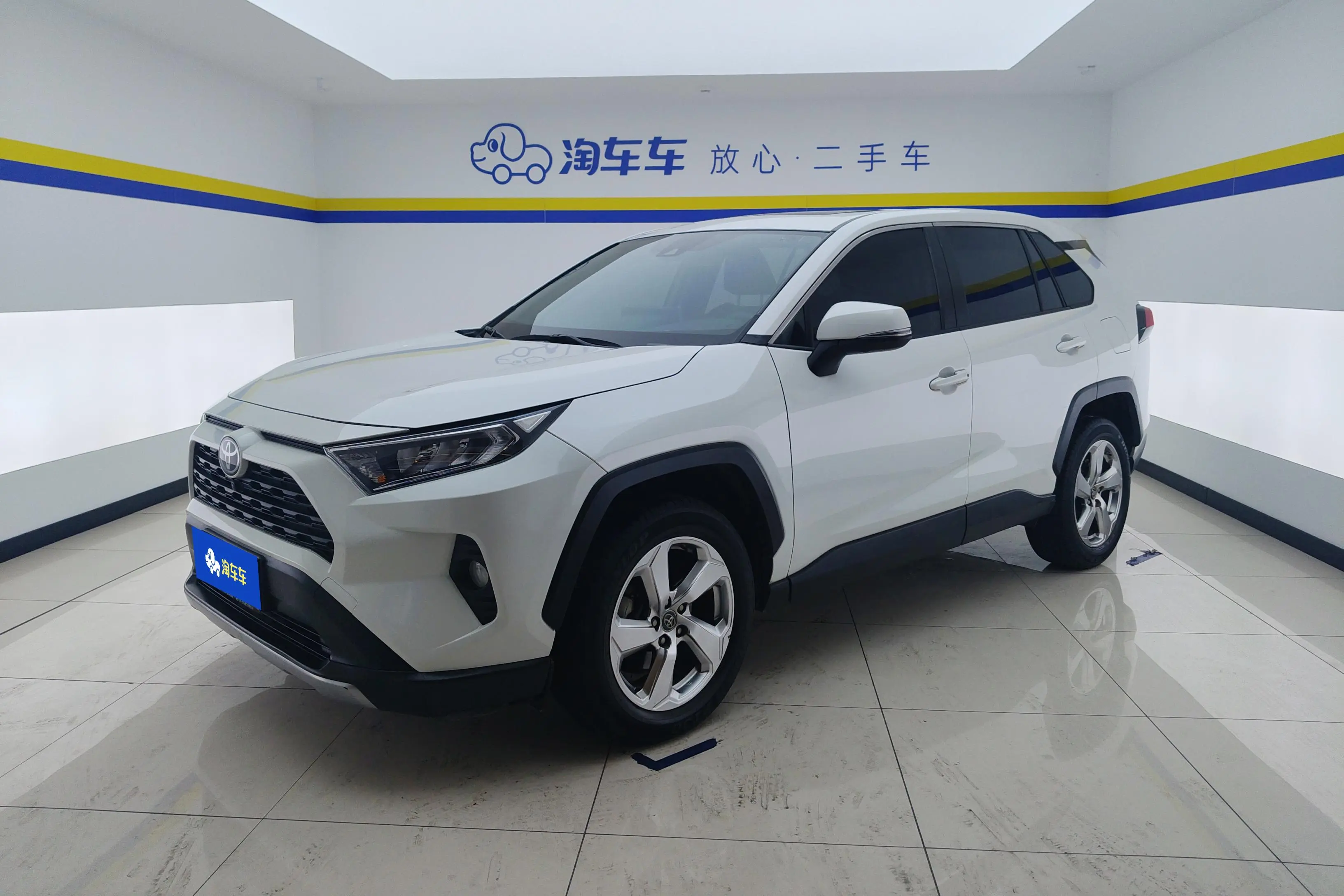 Toyota RAV4  из Китая