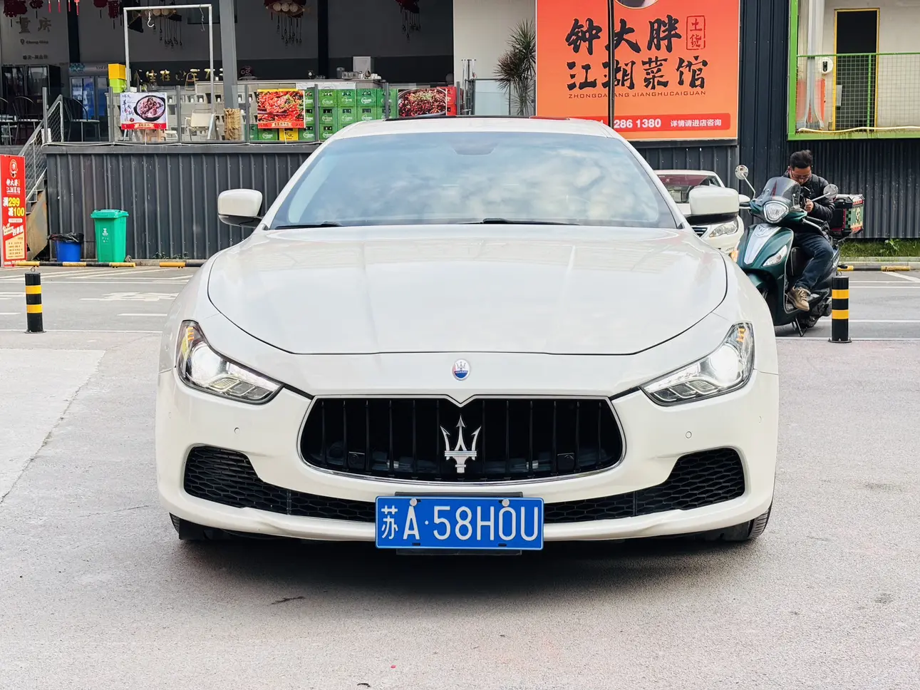 Maserati Ghibli  из Китая