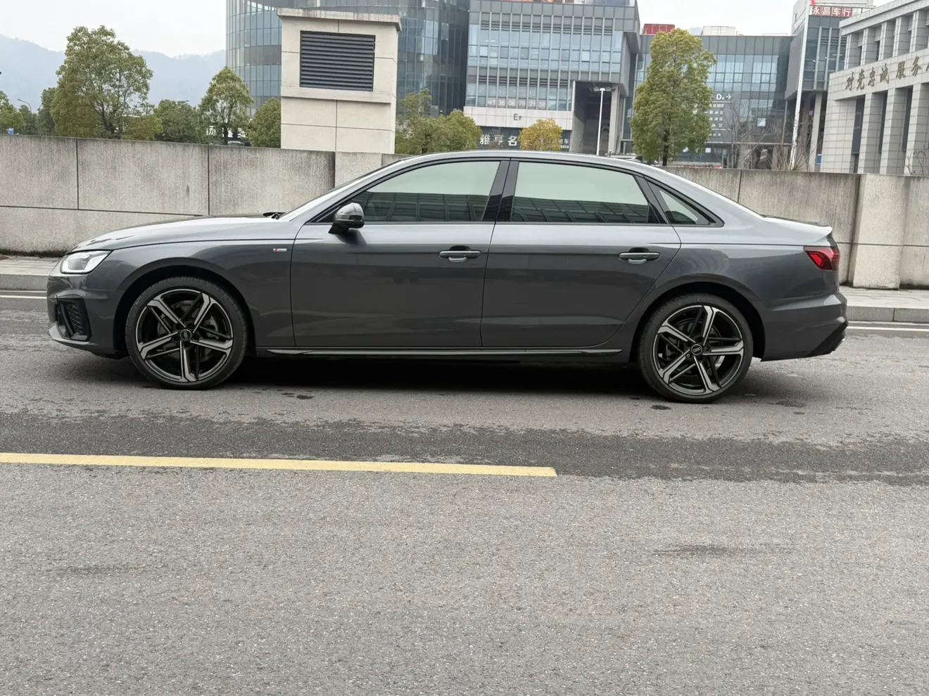 Audi A4L