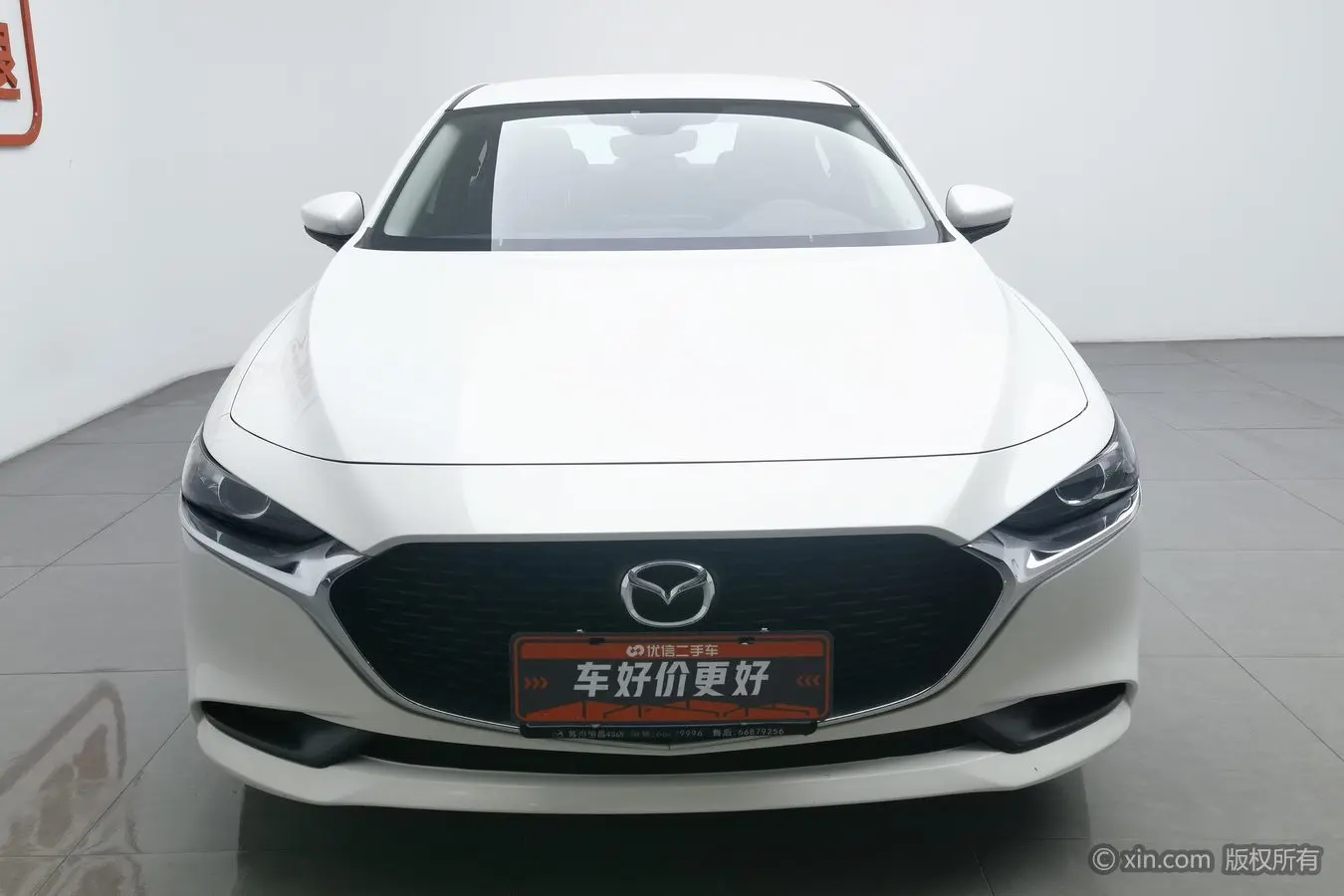 Mazda Axela (Mazda3)  из Китая