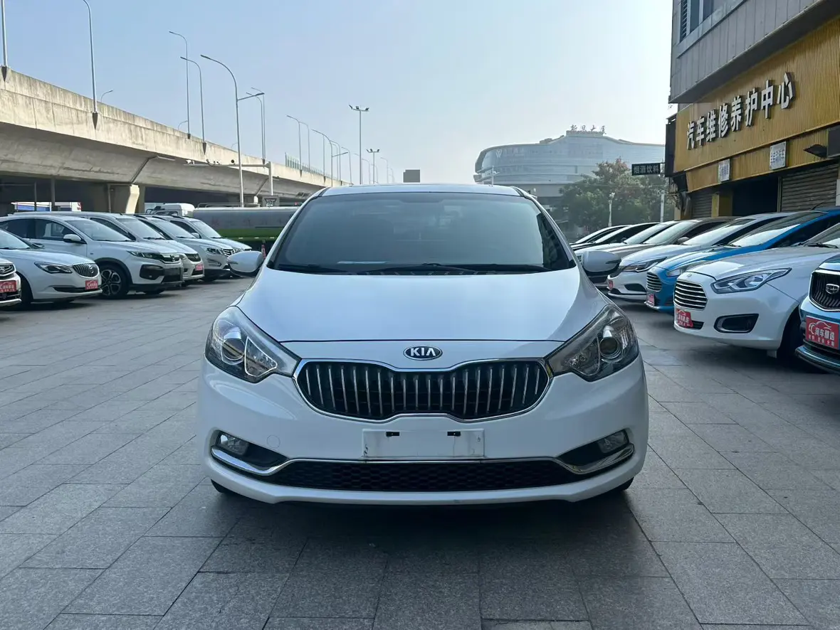 Kia K3  из Китая